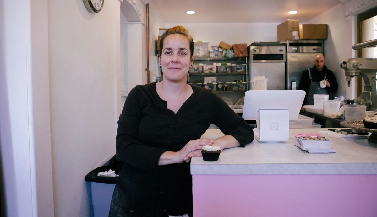 Angel Cakes founder critically injured in Oakland robbery attempt