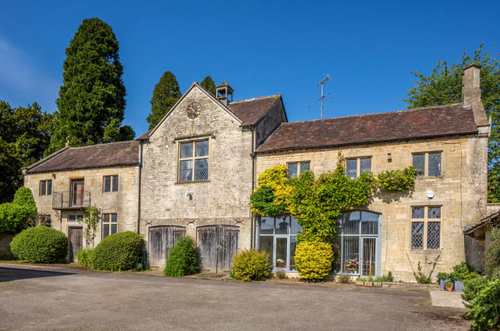 Edgeworth Manor