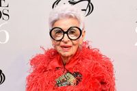 Vera Wang, Viola Davis and More Stars Mourn Death of Fashion Icon Iris Apfel: 'Forever an Inspiration'