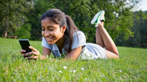 Relaxing in Nature FREE Stock Photo, nature, relaxation, smartphone picture