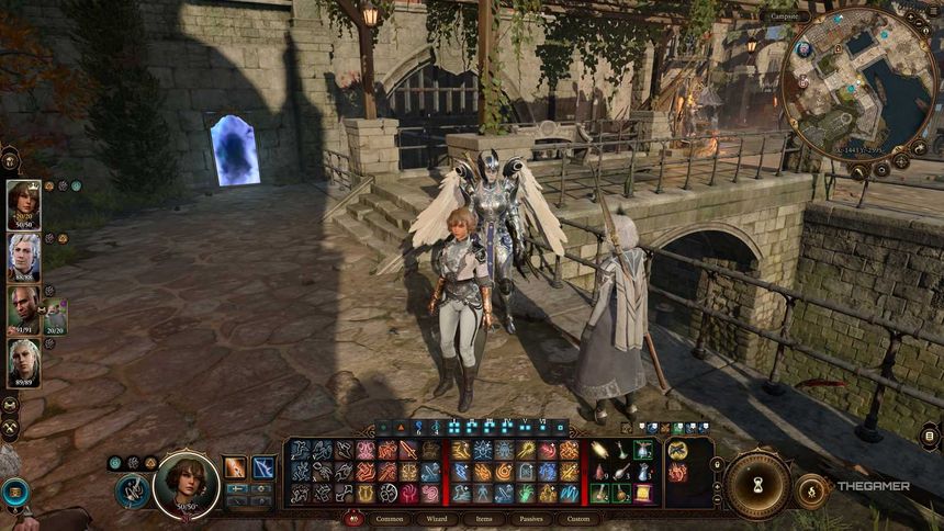 Player prepares to use photo mode with Aylin and Isobel in Baldur's Gate 3.