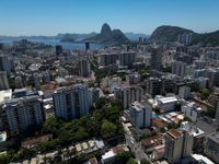 Estrangeiros compram imóveis no Brasil e impactam aluguéis