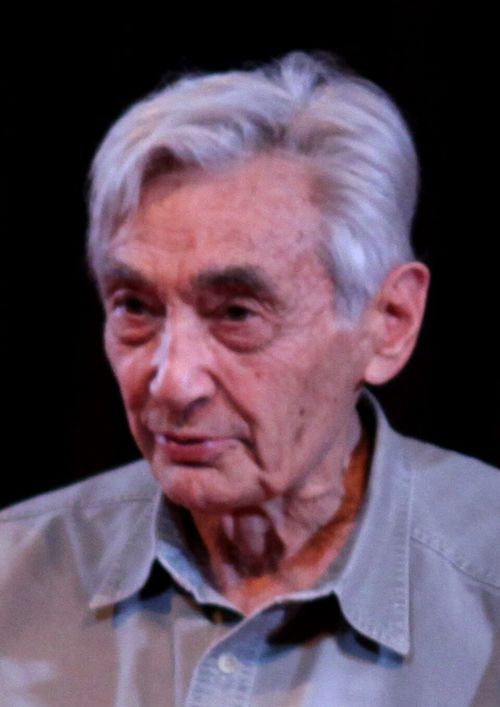Howard_Zinn,_2009_(cropped).jpg