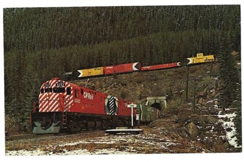 Train Engine Montreal Locomotive Works Canadian Pacific 8.75 x 5.5 In No 4242