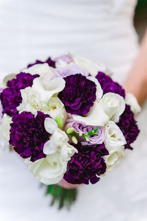 35 Dark Purple Wedding Color Ideas for Fall/Winter Weddings | Purple wedding bouquets, Wedding colors purple, Wedding bouquets