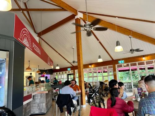 Walled Gardens Pizzeria