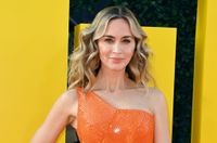 Emily Blunt Thought Her Daughter Was 'Going to Faint' While Meeting Taylor Swift: 'She's the Nicest'
