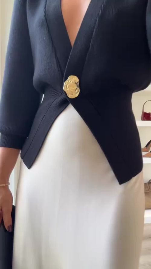 Elegant fall/ winter outfit with zara skirt and urban revivo cardigan top #zara #fall #christmas #outfits #elegant