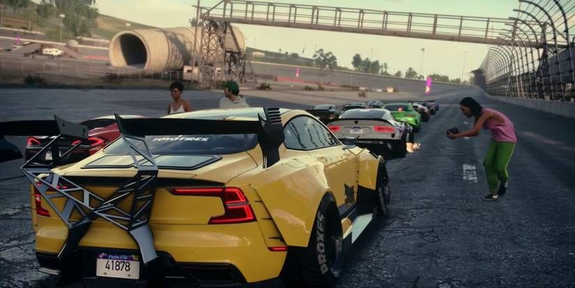 Racers position themselves at the starting line in Need for Speed Heat