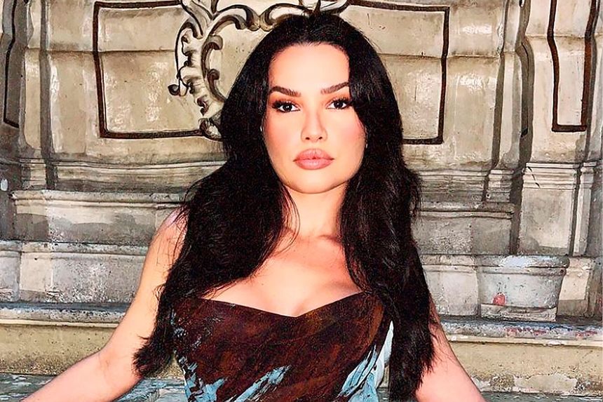 Ex-BBB e cantora Juliette Freire soltou o verbo