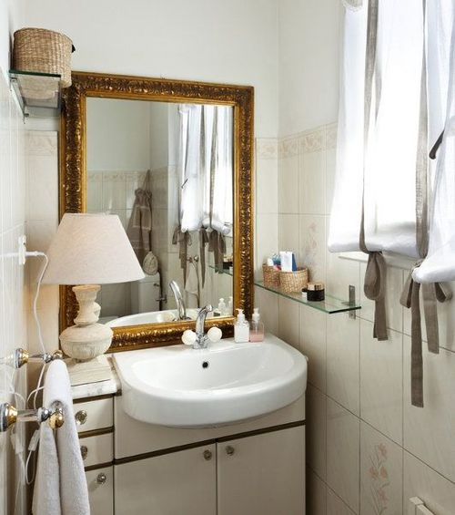 14 Amazing Decorating A Small Bathroom Photograph Ideas Bathroom Decor Apartment, Apartment Room, Small Bathroom Decor Half Baths, Staining Wood Cabinets