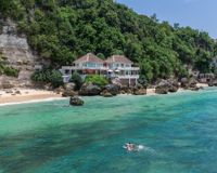 Lush Palm // Luxury Surf Trips & Surf Retreats