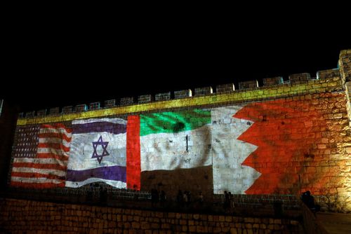  Trump's Peace Brokering Blitz: A Calculated Gamble or a Desperate Hail Mary?