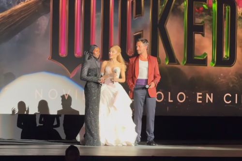 ari cynthia y jon premiere de wicked en cdmx
