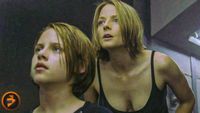 Jodie Foster and Kristen Stewart Move Into a Steel Fortress | PANIC ROOM - YouTube