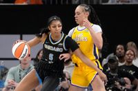 Marina Mabrey hits 6 3-pointers, scores 20 as the Chicago Sky beat the Los Angeles Sparks for 1st home win