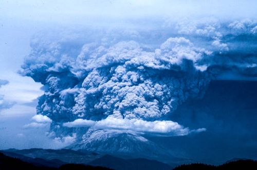 Mount Saint Helens Eruption Eruption Photos Taken from Amboy, Washington volcano-eruption stock pictures, royalty-free photos & images