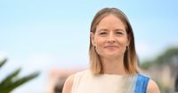 Jodie Foster Makes Very Rare Comments About Her Marriage - Parade