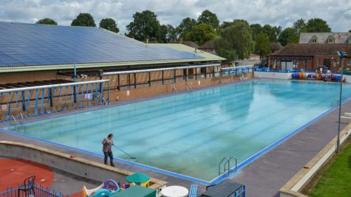 Woodgreen Open Air Pool