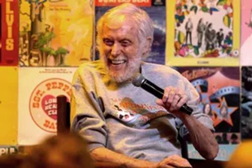 ick Van Dyke hosts the second 'Vandy Camp' to aid fire relief in Malibu.