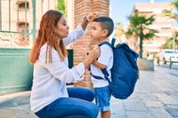 Férias escolares exigem atenção a guarda, viagens e pensão alimentícia