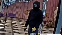 VIDEO: NYC Gucci store raided by armed crooks, $51K in bags, sunglasses stolen