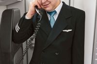 Delta Pilot's Strongly Worded Speech to Passengers Amid Delay Leaves Internet Divided: 'Is He Going...to War?'