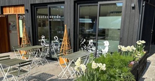 roots + seeds cafe & kitchen