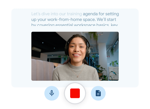 一名团队成员借助上方的提示脚本自行录制视频
