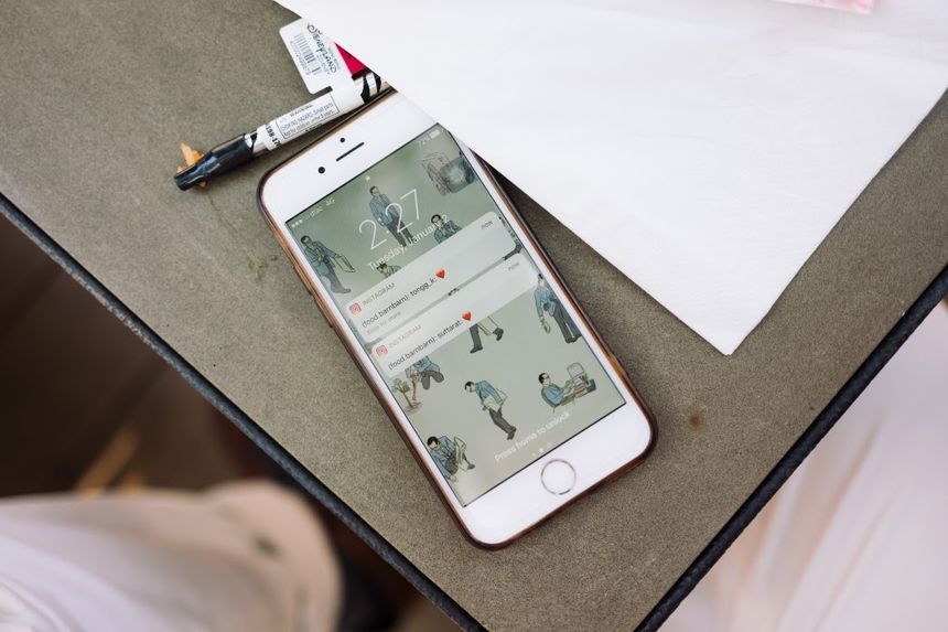 What is a push notification?