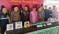 Lampang drug bust nets 400,000 meth pills worth 500,000 baht | Thaiger