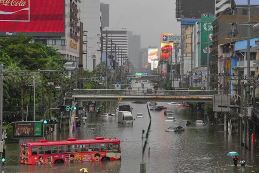 Bangkok Declares Disaster Across All 50 Districts After Heavy Flooding
