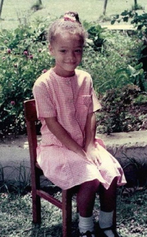 Young Rihanna, Rihanna 2000's, Rihanna Outfits, Rihanna Riri, A Girl Like Me, Bad Gal, Rihanna Fenty, Her Style, Favorite Celebrities