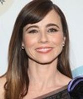 Linda Cardellini