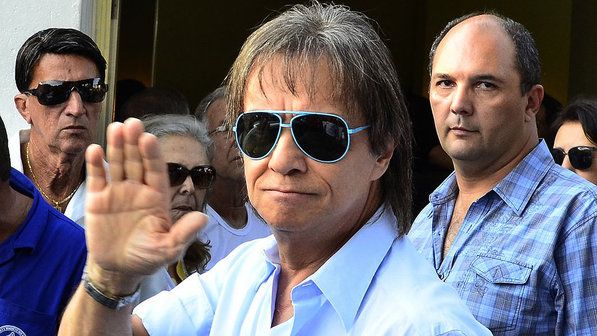 Ouça emocionante mensagem de Roberto Carlos após morte de Erasmo Carlos