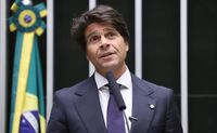 Projeto de lei propõe regras para produção e venda de suplementos alimentares