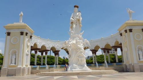 Monumento a Nuestra Señora de Chiquinquirá