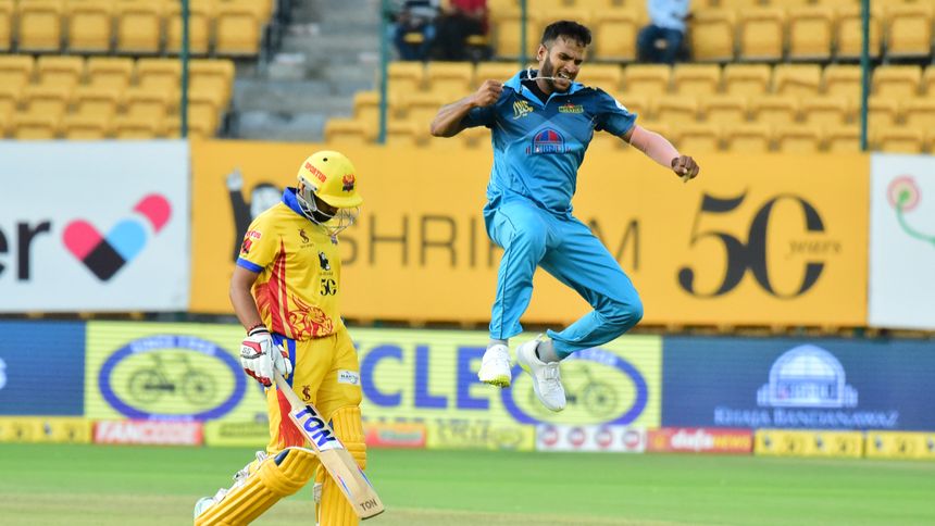 rcbs-vijaykumar-vyshak-feels-training-with-teammate-virat-kohli-will-help-him-in-ksca-t20-league