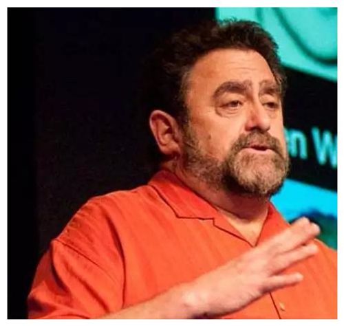 我们都会被环境“逼疯”？心理专家：每个人都有黑暗人格