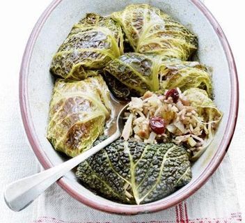 Braised stuffed cabbage