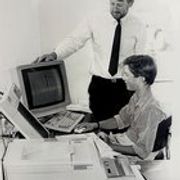 r/vintagecomputing - Help identifying some vintage pc stuff