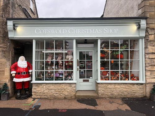 Cotswold Christmas Shop