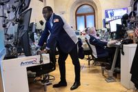 Stock Market Today: Oil Climbs, Investors Parse Bank Earnings From JPMorgan, Wells Fargo — Live Updates - WSJ