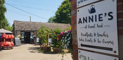 Annie's Tea Room