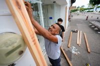 Puerto Vallarta boards up as Hurricane Simon hits Category 4 strength - The Seattle Times