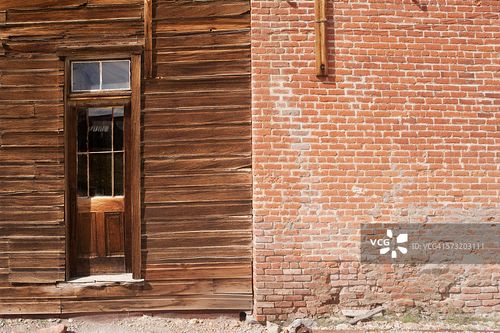 一半一半图片素材