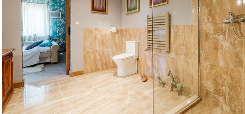 Why Walk-In Showers Are Perfect for Small Bathrooms