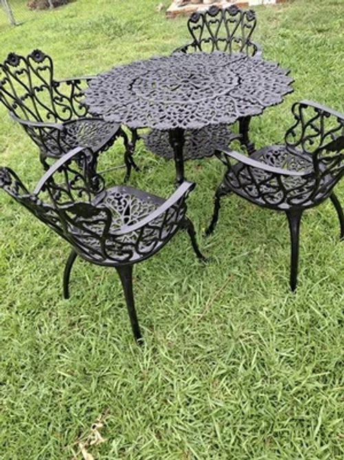 Antique, Vintage outdoor  5 Pcs patio furniture set Metal. used - Image 1 of 4