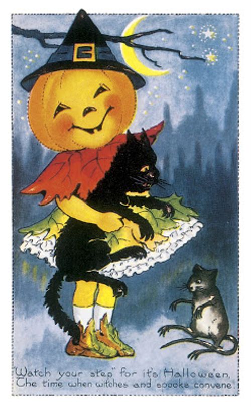 Add something fun and unique to your Halloween decor with one of these 30+ Free Printable Vintage Halloween Images featured on Remodelaholic.com