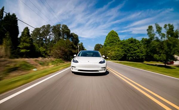 Tesla Modle S Plaid
